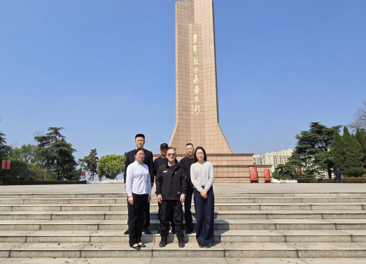 清明祭英烈，緬懷寄哀思