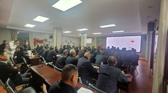 潤(rùn)州區(qū)人社局在我司開(kāi)展工傷預(yù)防培訓(xùn)活動(dòng)